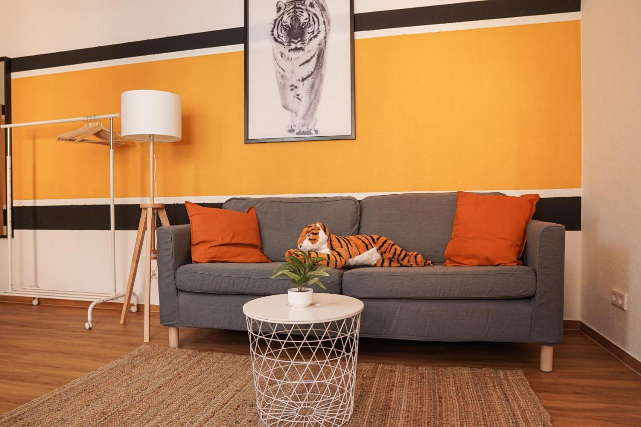 Fullhouse - Halle - T28 - Tiger Apartment Luaran gambar